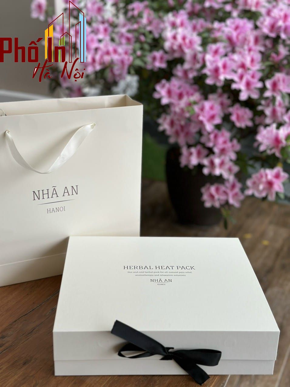 Xưởng in hộp giấy đựng quần áo shop thời trang giá rẻ tại Hà Nội